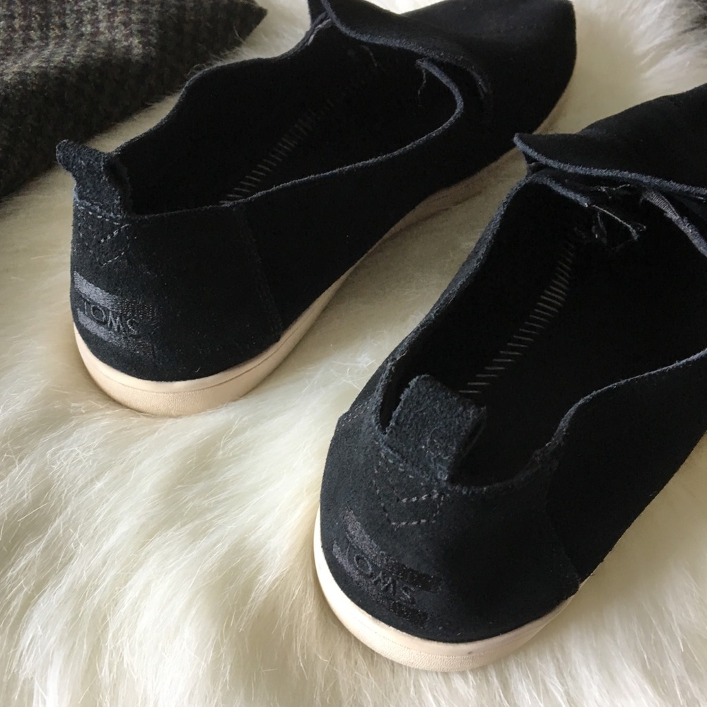 Tom’s Toms ✦ Cameron Suede Sneaker ✦ Black ✦ - Picture 4 of 8